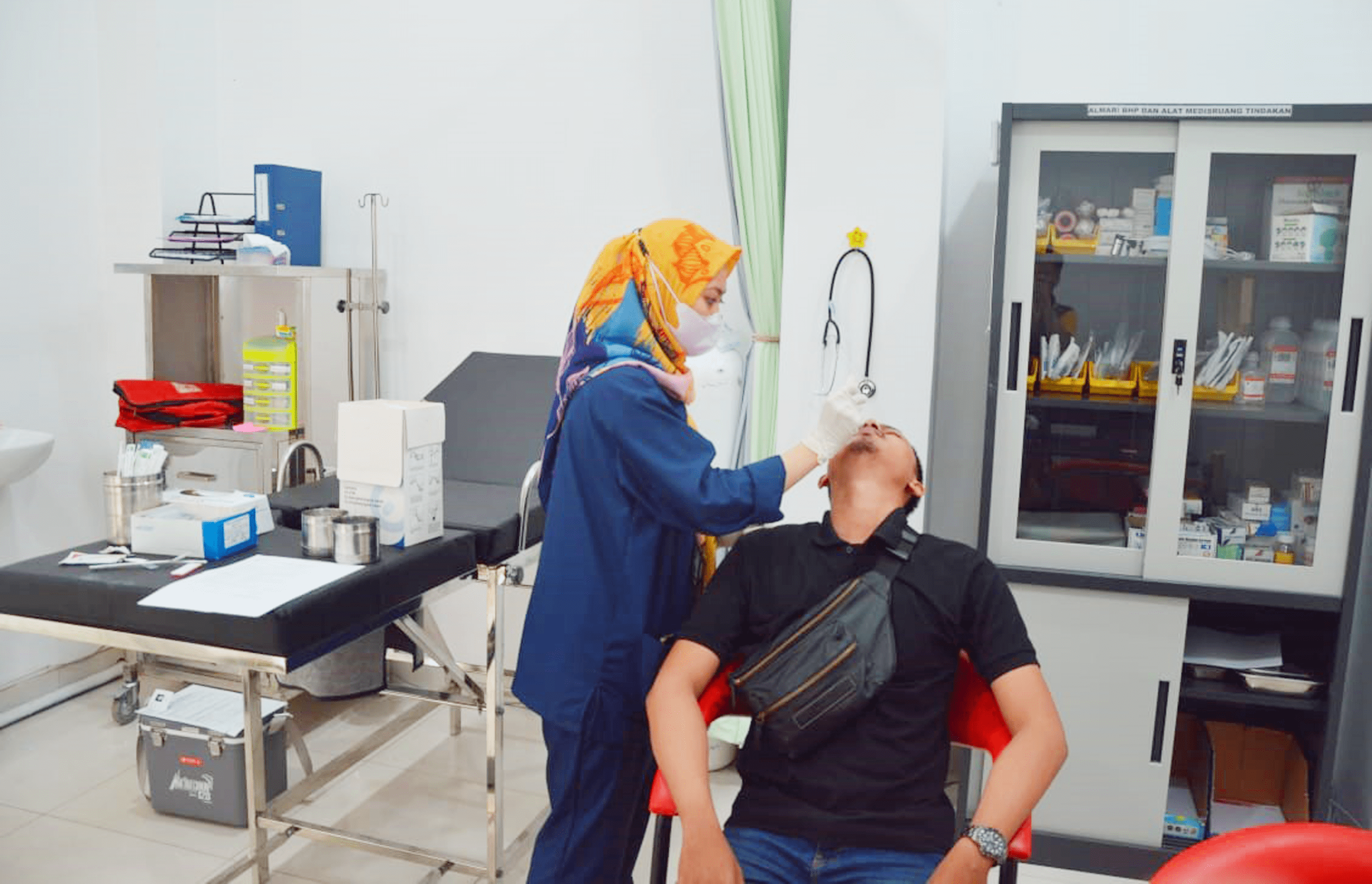 klinik PMI Kabupaten Indramayu KSR PMR donor darah vaksin red cross Indonesia by WINSONMEDIA jasawebindramayu.com baliwebservices.com